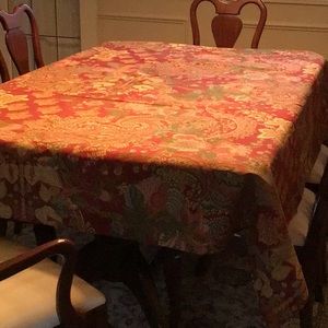 Pottery barn ‘Clara’ tablecloth, new with tags